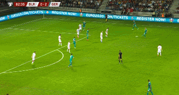 83，萨内中柱.gif