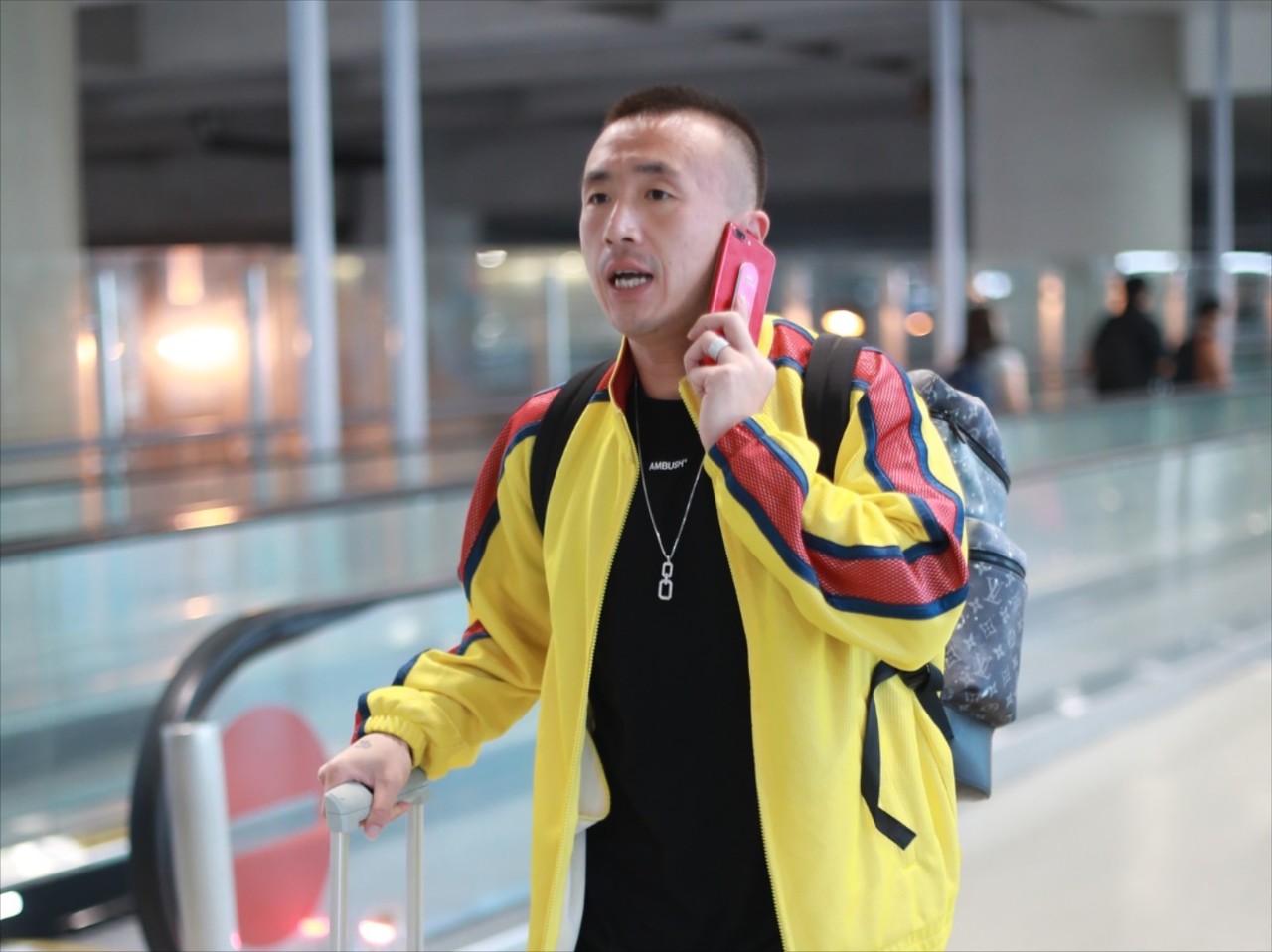王永珀:以前自己确实不职业,崔康熙鼓励我学习李同国