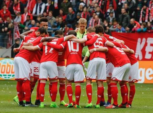 德国甲组联赛第 3 轮战报 弗赖堡 0
